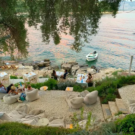 Paleopetres K-four - Double - - Tatil Evi